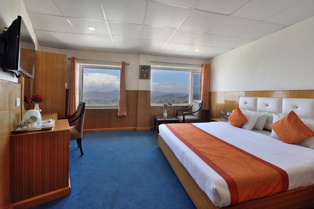Galleu Hill Resort Shimla Eksteriør billede