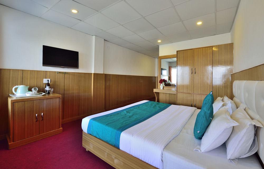 Galleu Hill Resort Shimla Eksteriør billede