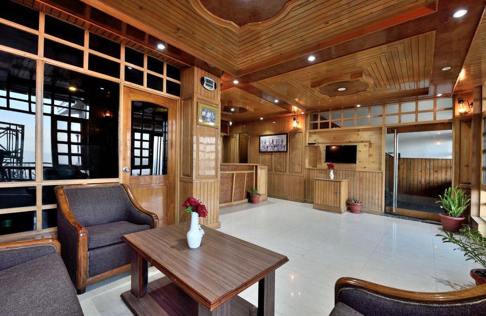 Galleu Hill Resort Shimla Eksteriør billede
